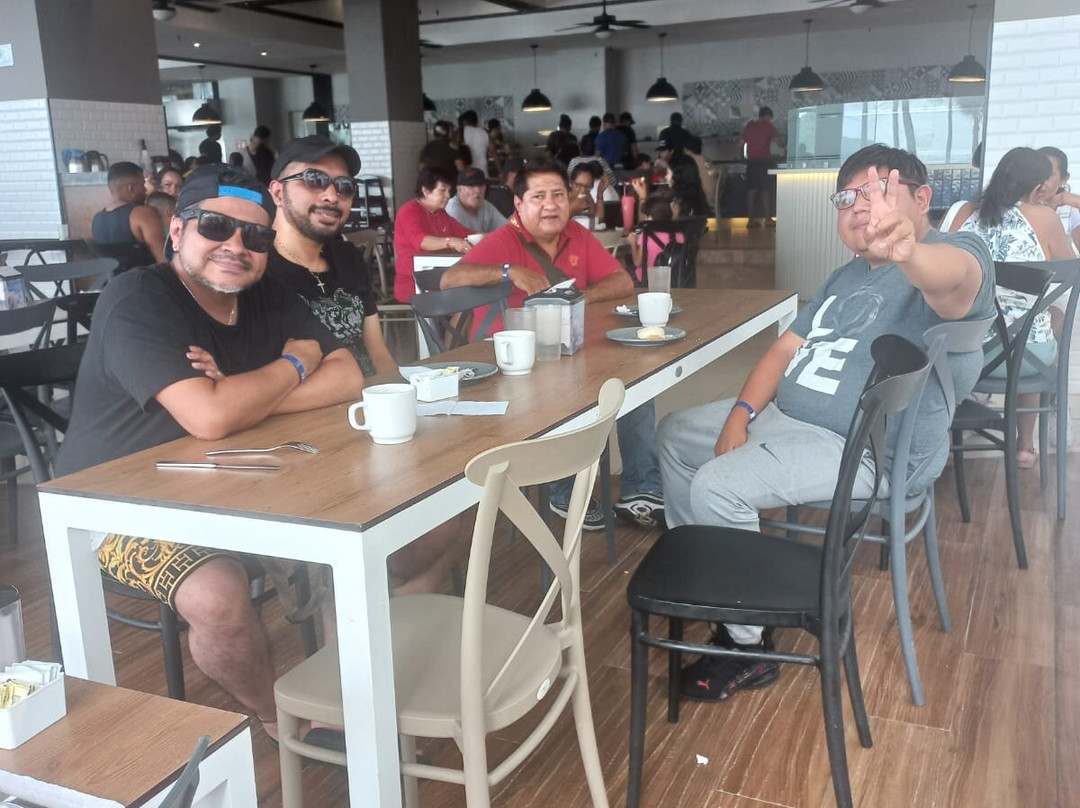 Oceano Palace Beach Hotel主图