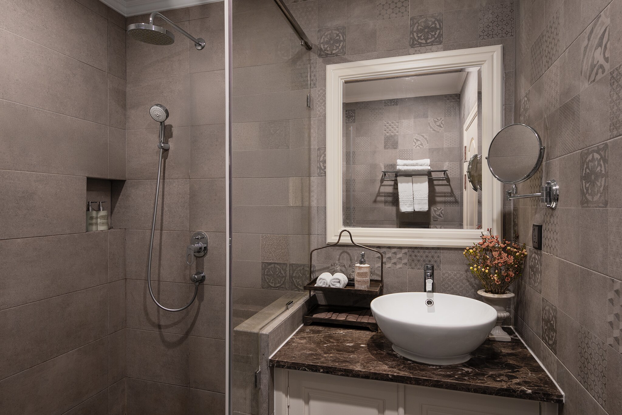 Anik Palace Hotel-浴室