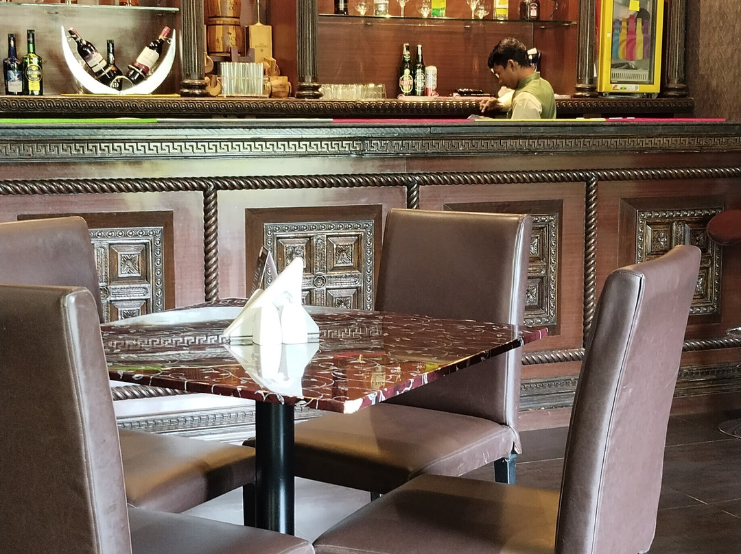 The Royal Retreat主图