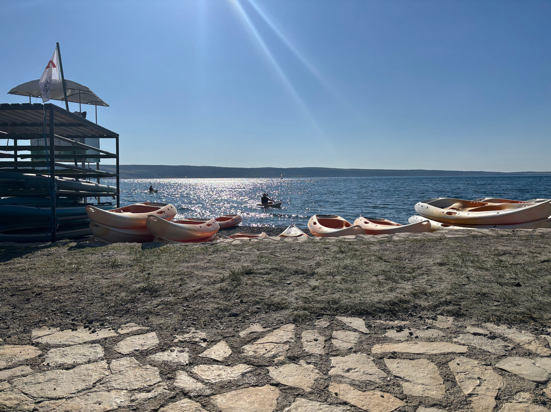 Alana Beachclub Neilson Temple Spa-Starigrad-Paklenica必去景点