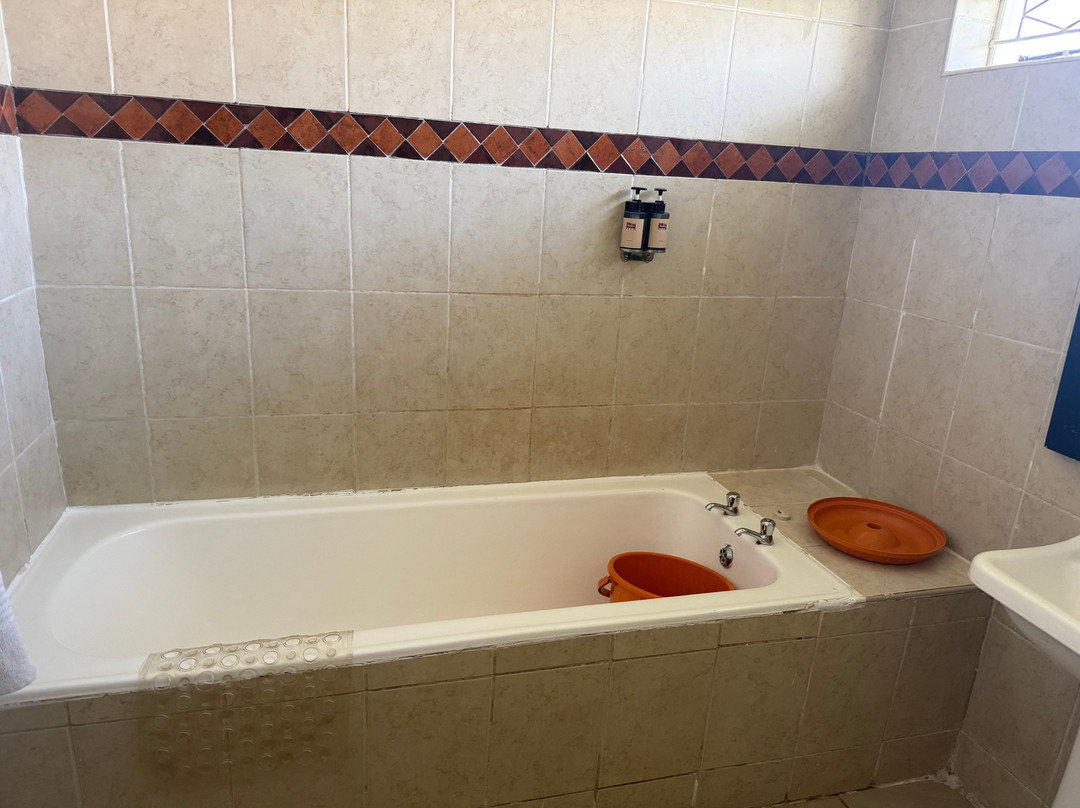 Kadoma Hotel and Conference Center主图