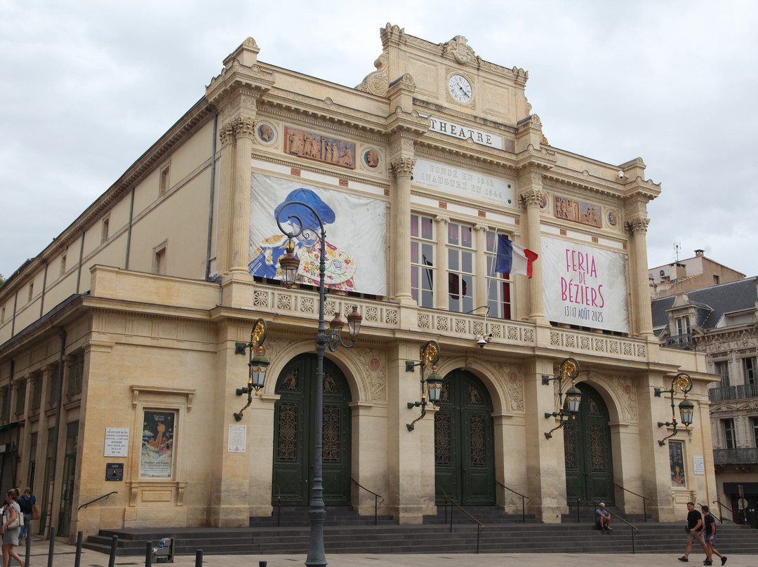 Theatre des Varietes-贝济耶必去景点