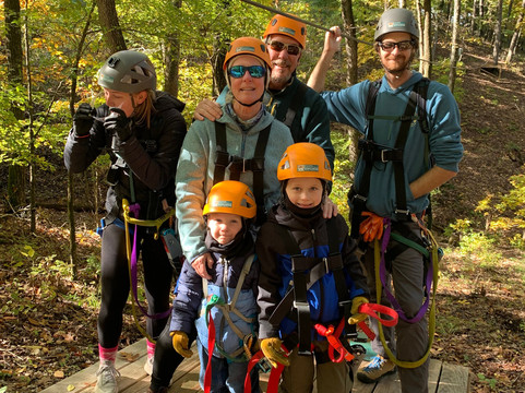 Ozark Mountain Ziplines-尤里卡斯普林斯必去景点