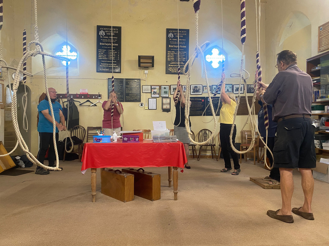 St. Anne's Church-Alderney必去景点