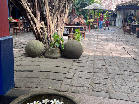 赤足礼品店-科伦坡必去景点