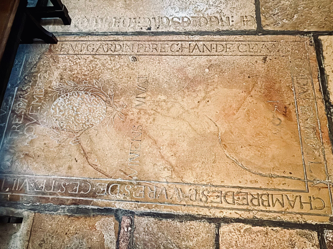 Collegiale Notre Dame-博讷必去景点