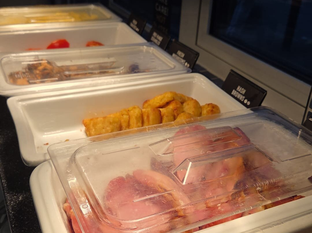 Travelodge London Harrow Hotel主图