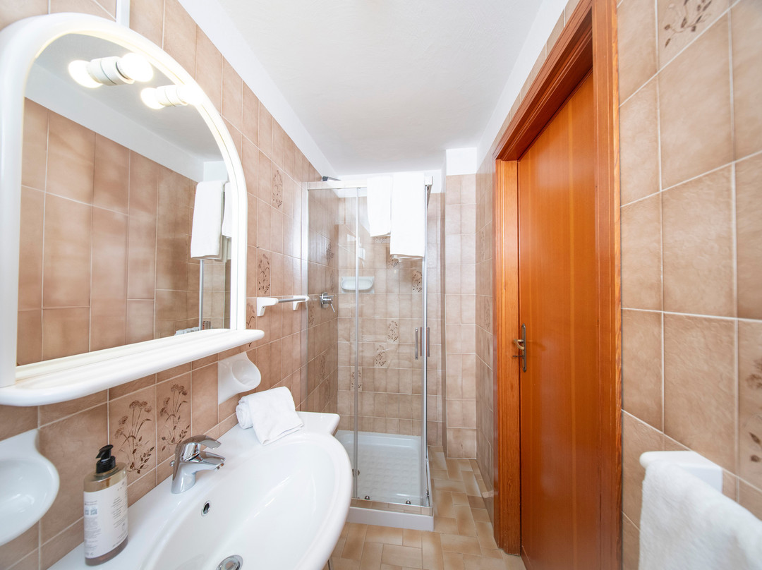 丽斯欧克酒店主图