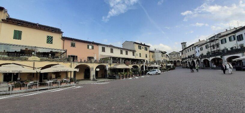 Piazza Matteotti-格雷韦伊恩基亚恩蒂必去景点