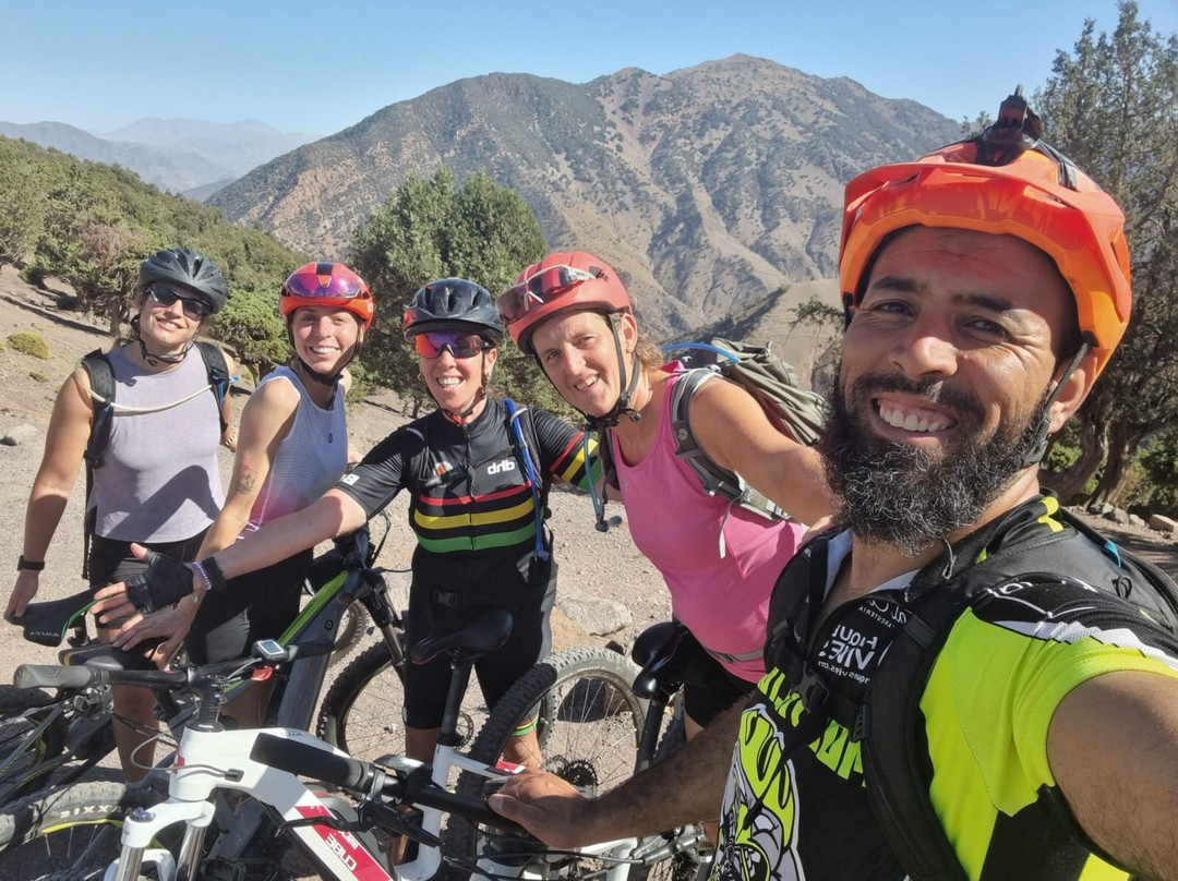 Tizi Trekking-伊姆利勒必去景点