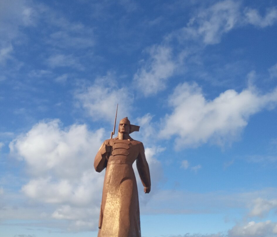 Monument to the Red Guard Soldier-Stavropol必去景点
