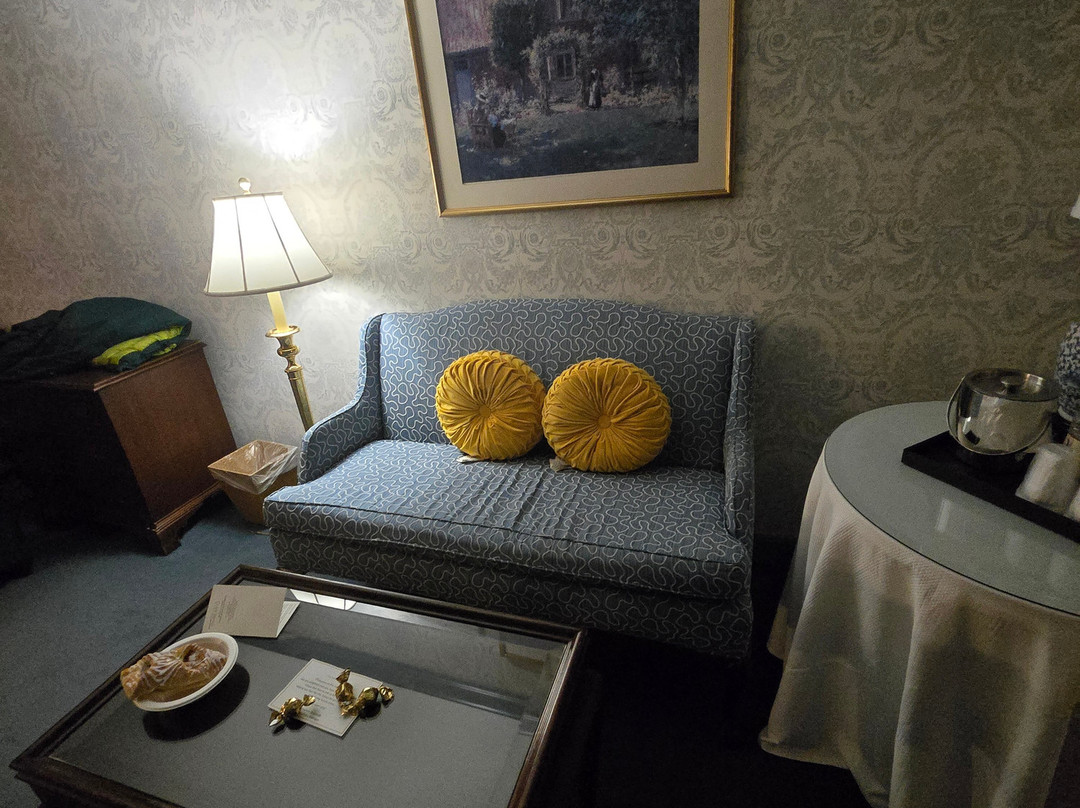 The Farmington Inn主图