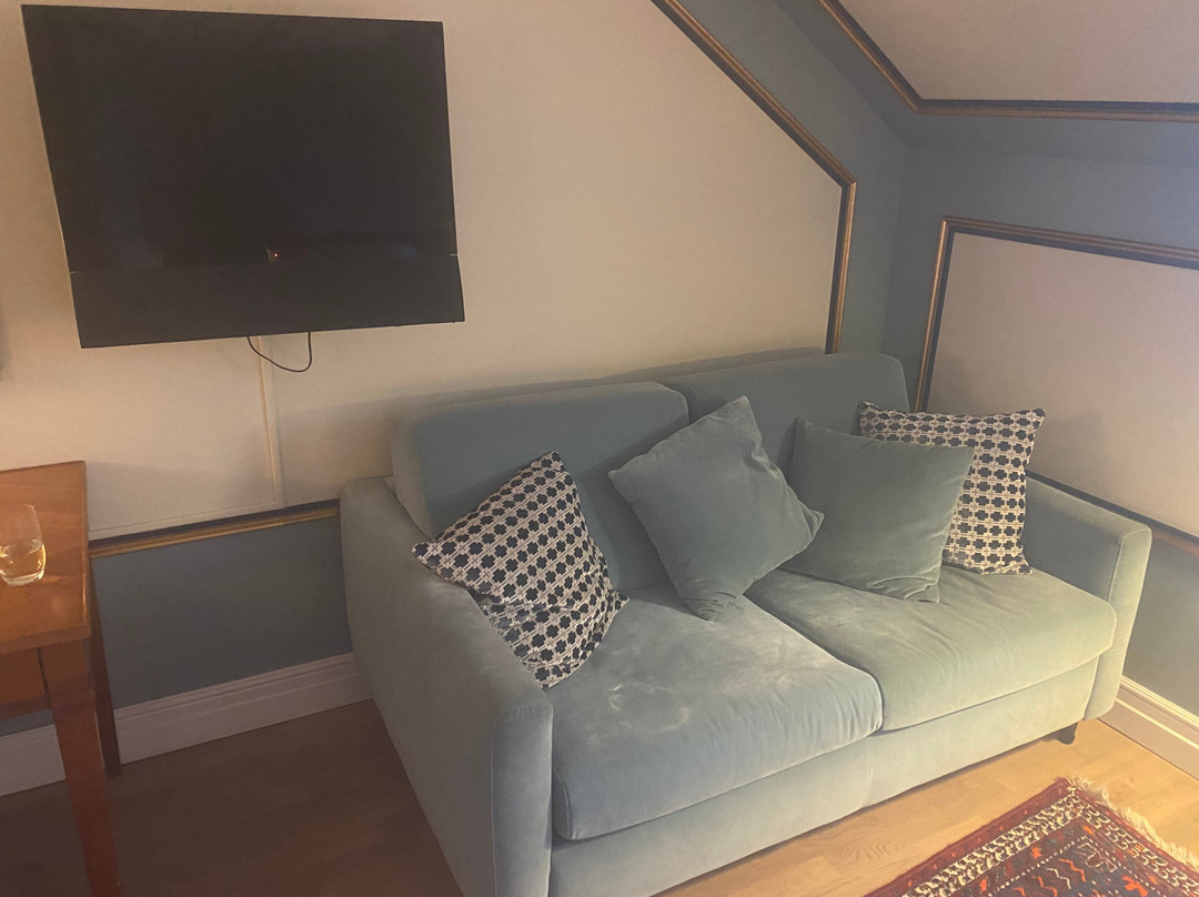 隆德大酒店主图