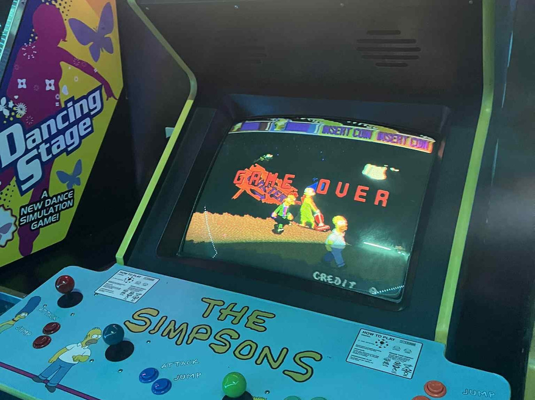 Insanity Gaming Arcade-普尔必去景点