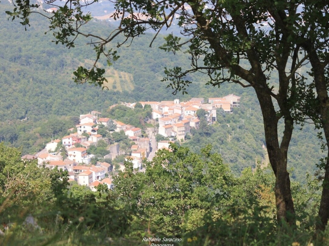 Borgo Santa Maria Oliveto-Pozzilli必去景点