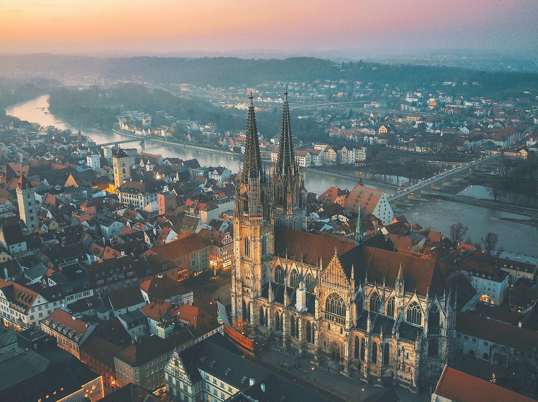 雷根斯堡黑索戈广场ACHAT酒店