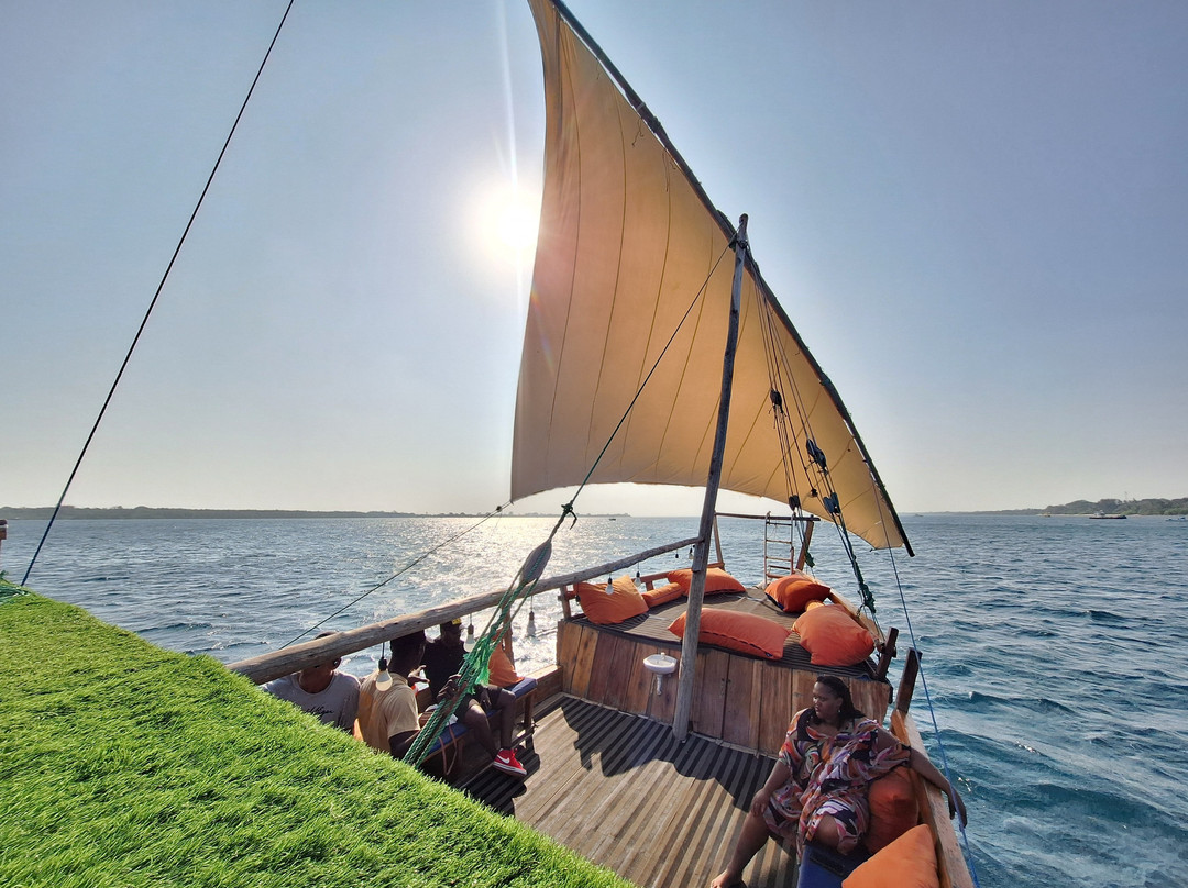 Nomadic Sails-Wasini Island必去景点