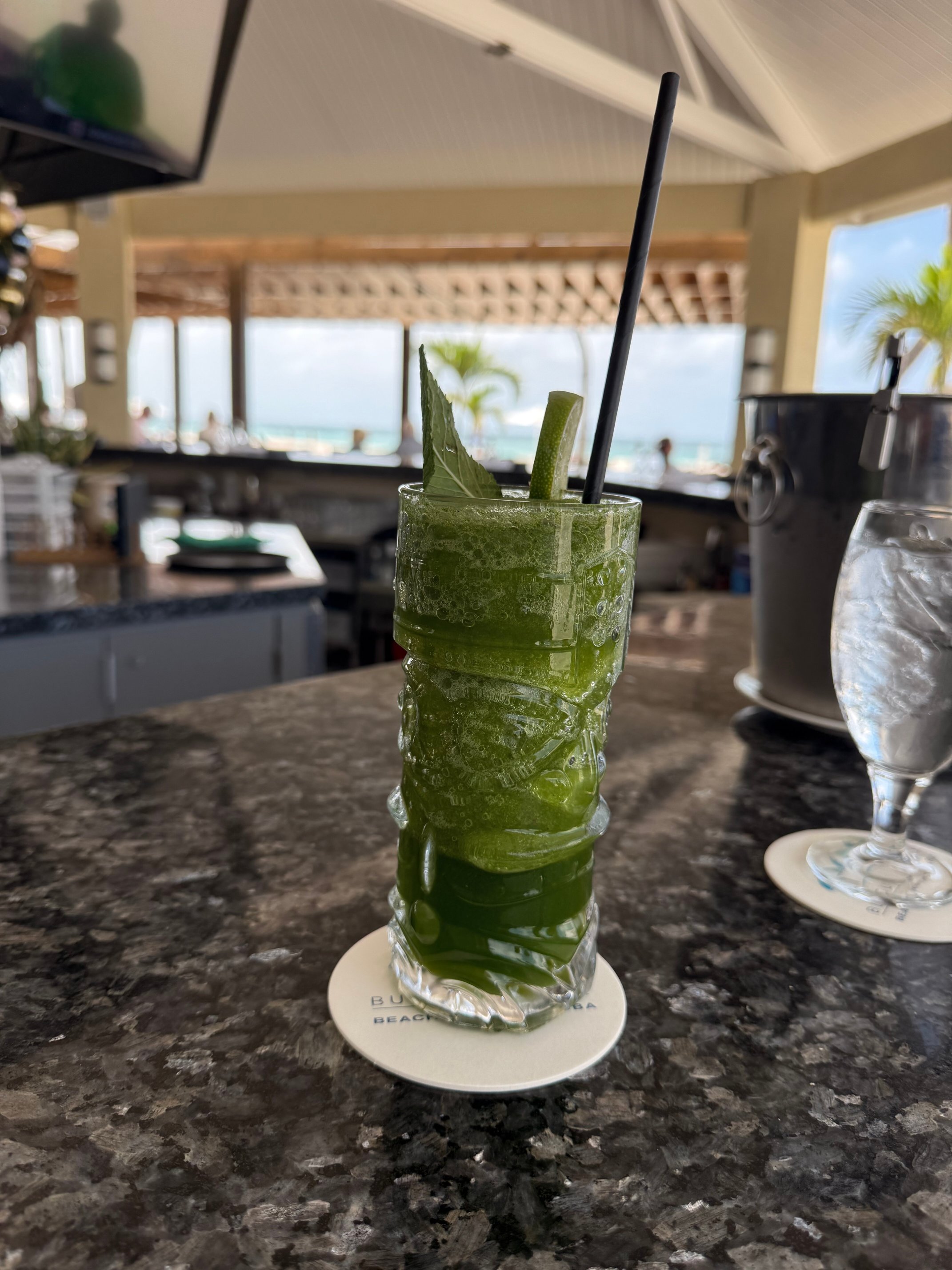 布科提塔拉海滨度假村（仅限成人）-泳池