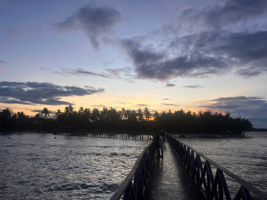 Cloud 9 Surfing Tower-锡亚高岛必去景点