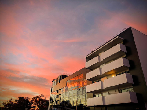 堪培拉勒克斯酒店主图