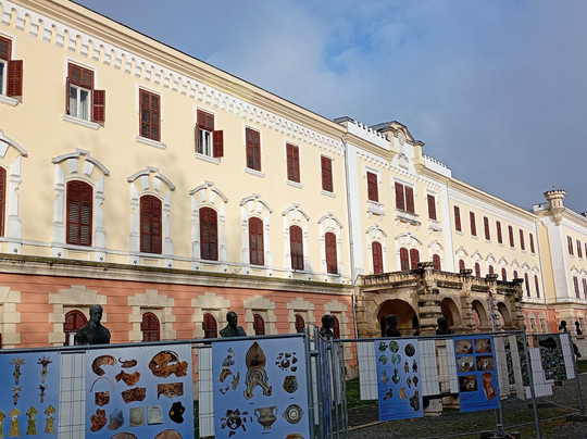 Cetatea Alba Iulia-Alba Iulia必去景点