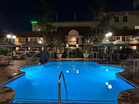 Candy Cane Inn主图