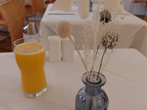 豪瑟精品酒店主图