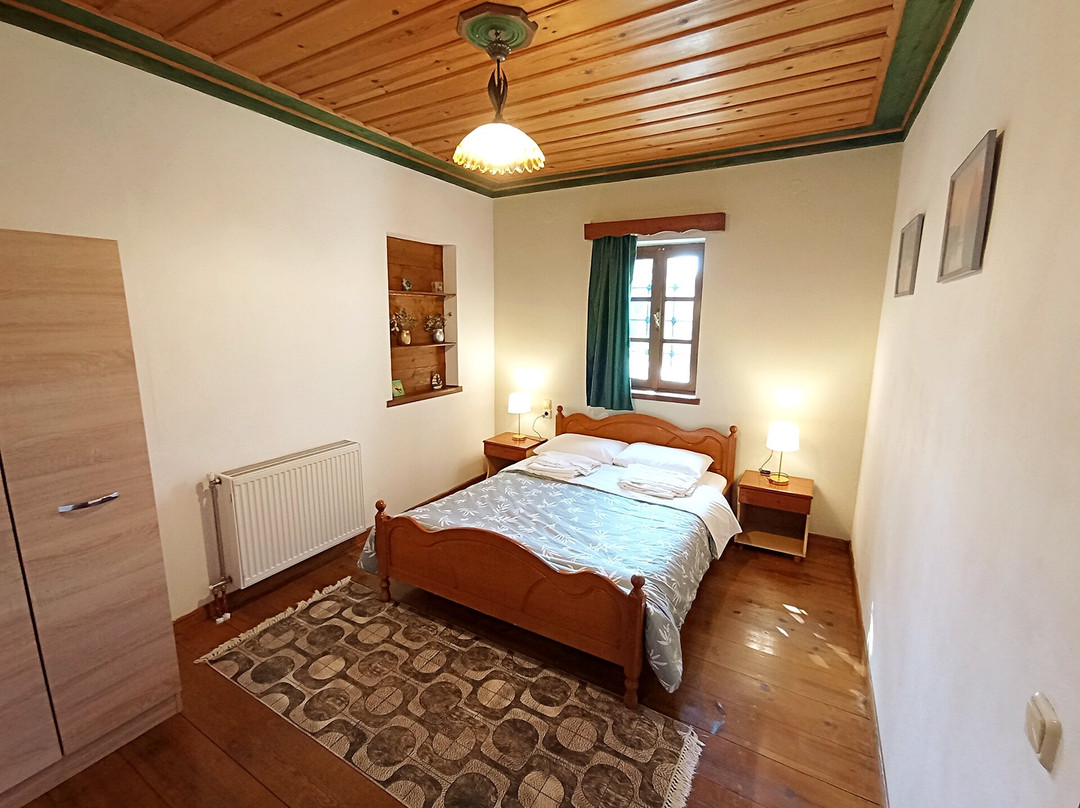 阿洛尼旅馆主图