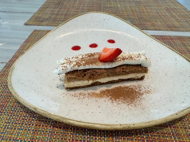 伊兹拉海滨酒店-餐饮