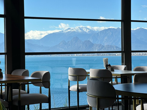 Sunset View Restaurant & Bar