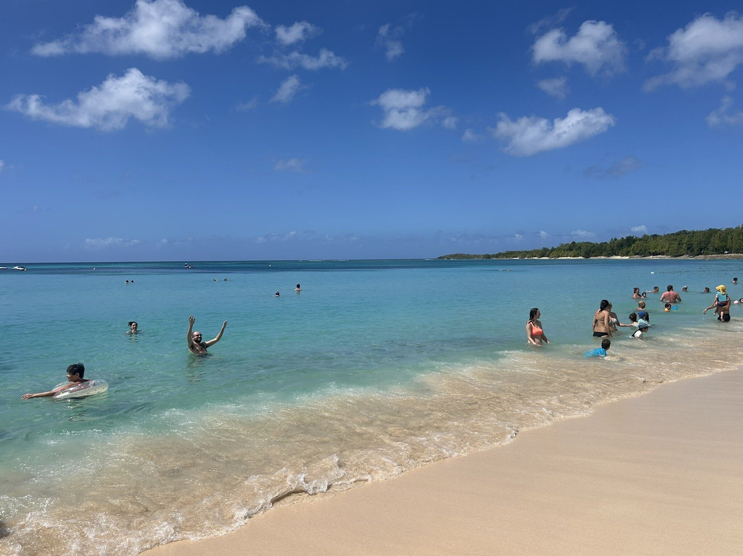 Anse du Souffleur-Port-Louis必去景点