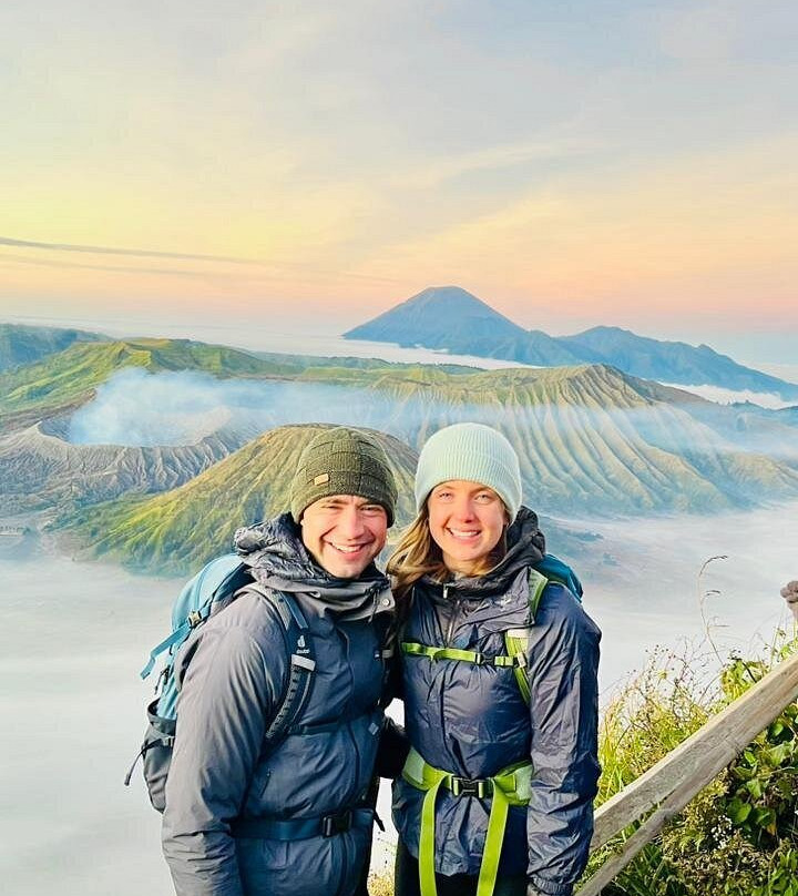 Bromo Tourism Travel-泗水必去景点