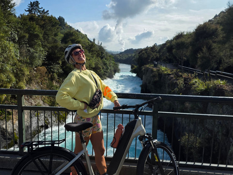 FourB - Bike Tours, Shuttles & Hire-陶波必去景点