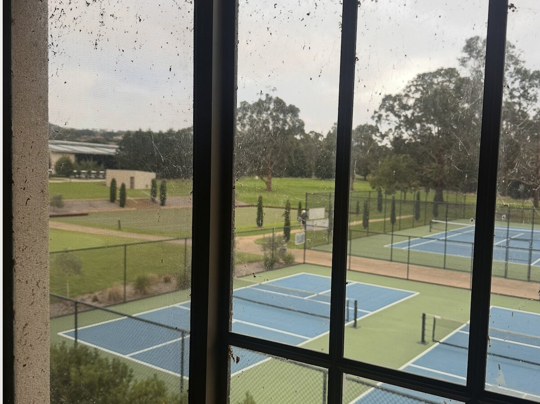 隐谷度假村主图