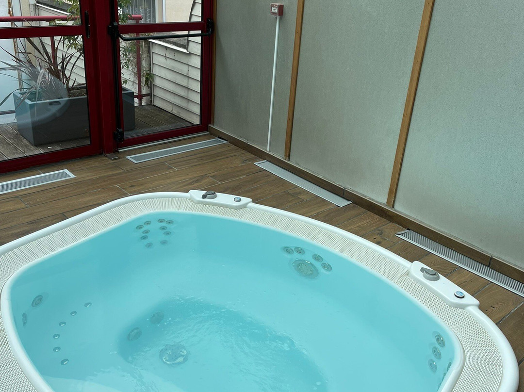 德拉马特洛特酒店主图