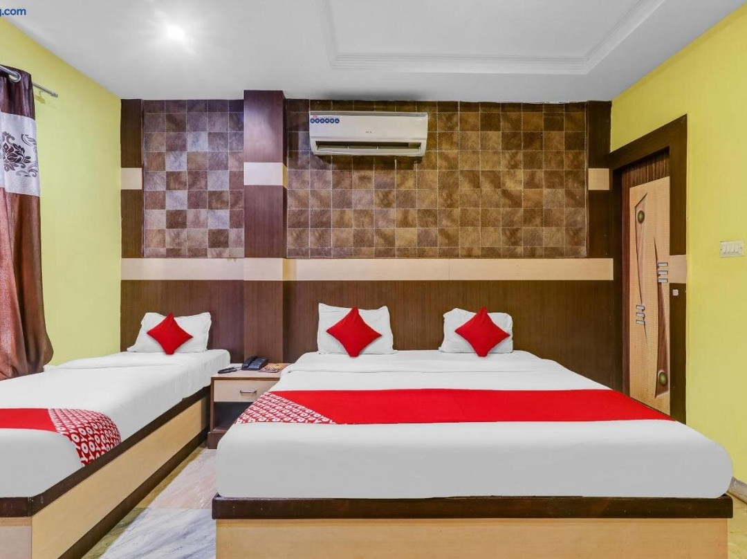 Hotel O by  Crystal Near Gomti Riverfront Park