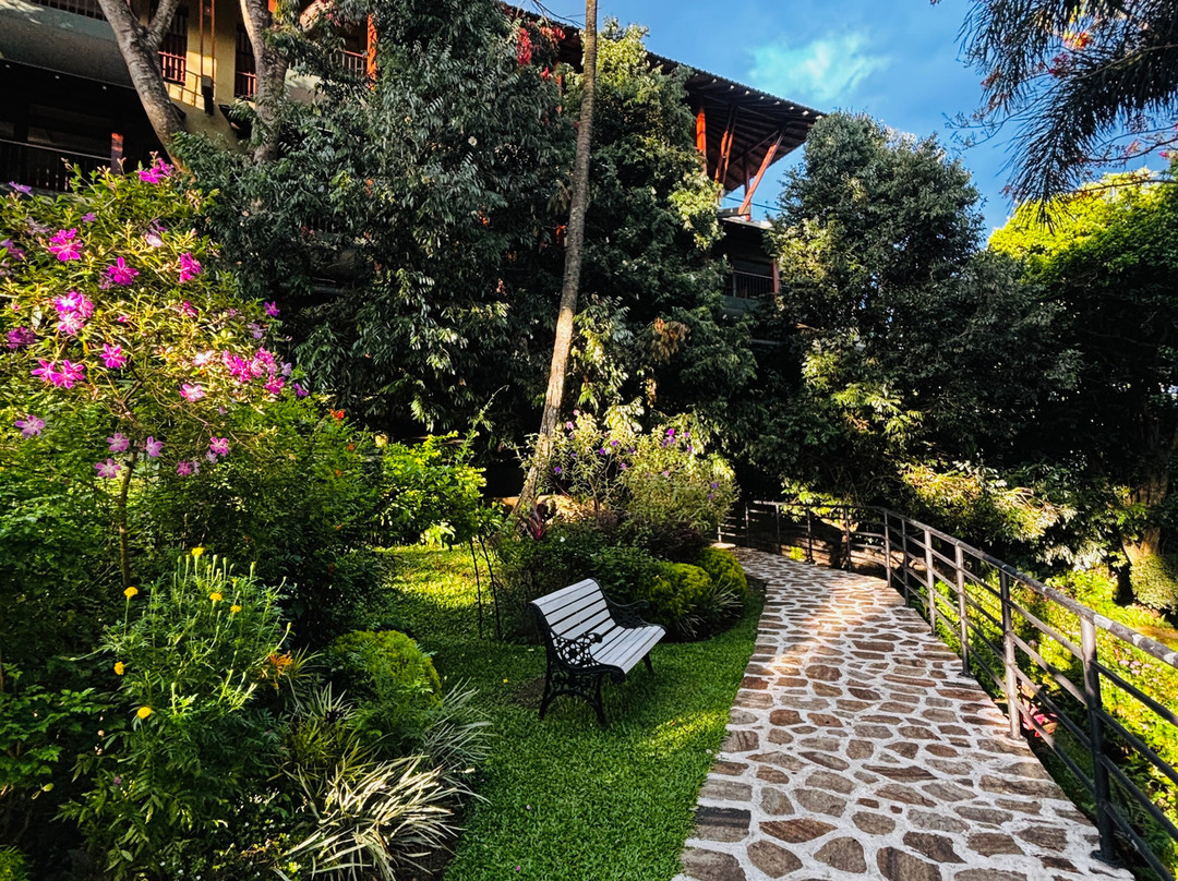 伯爵摄政酒店主图