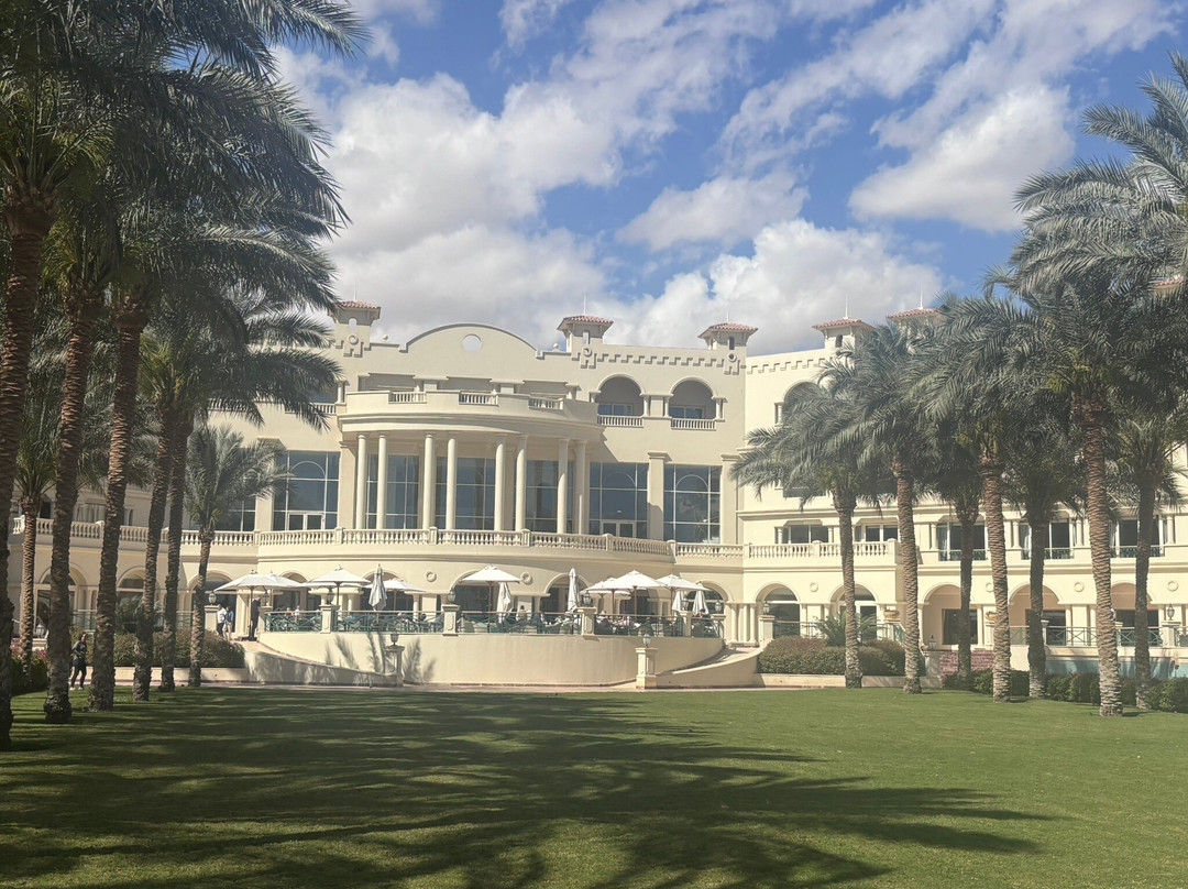 萨尔哈氏男爵宫殿度假村主图