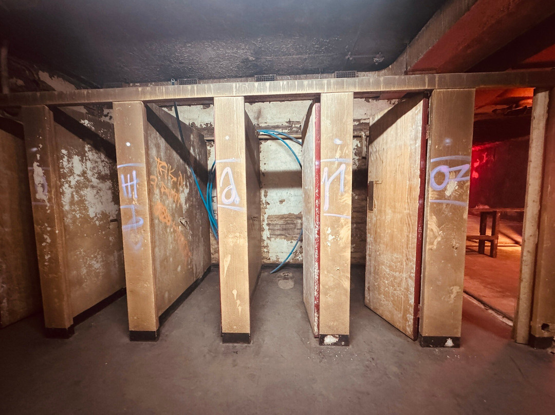 Edinburgh Nuclear Bunker Tour-爱丁堡必去景点