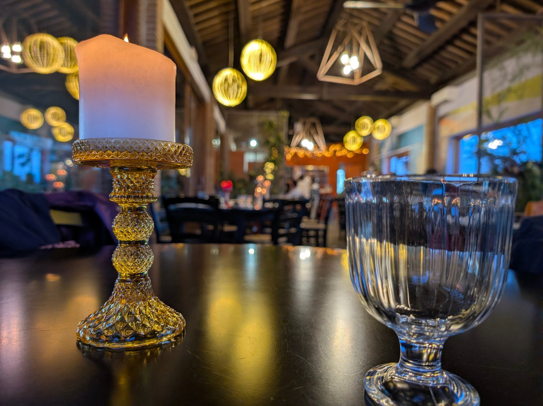Caffè Haus Wine Bar