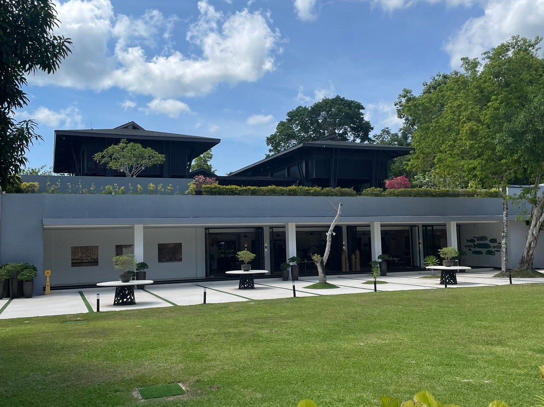 瑟达里奥酒店主图