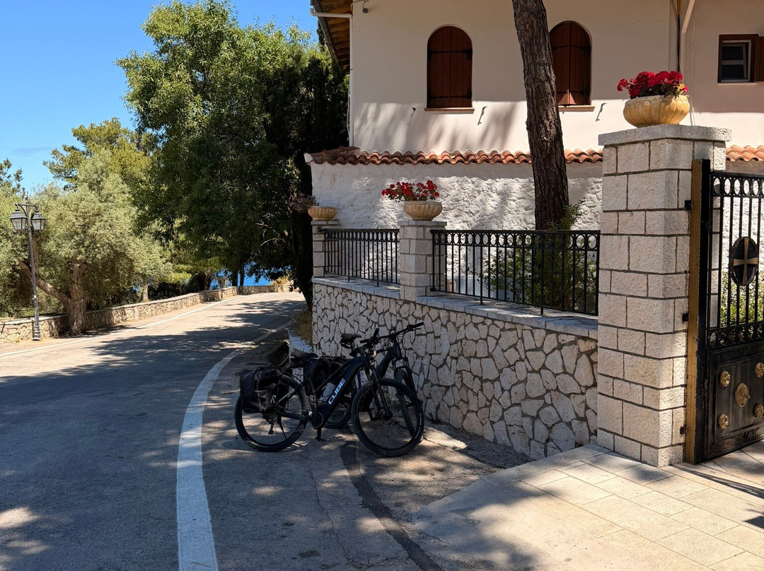 Lefkada e-Bike Adventures-Karya必去景点