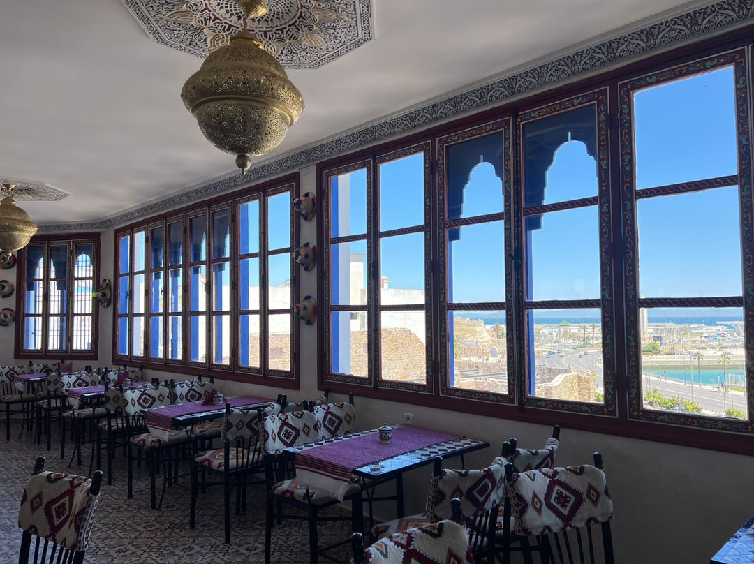 Medina SeaView Cafe & Restaurant