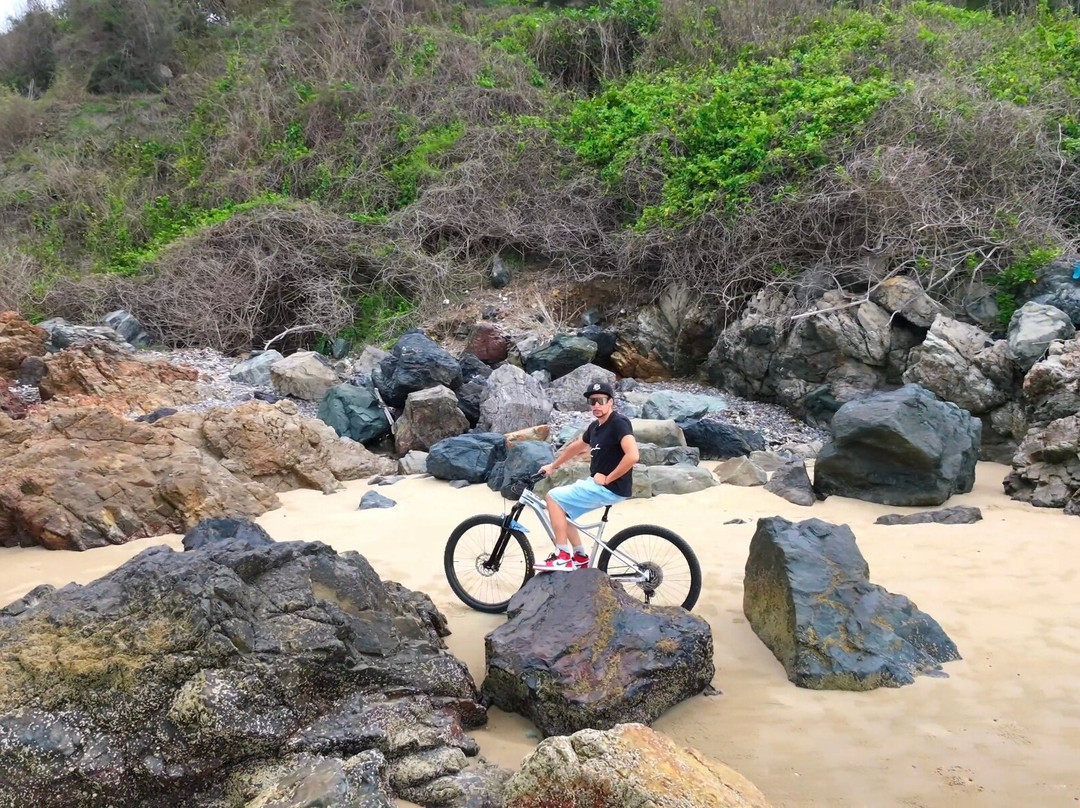 Back Beach-头顿必去景点