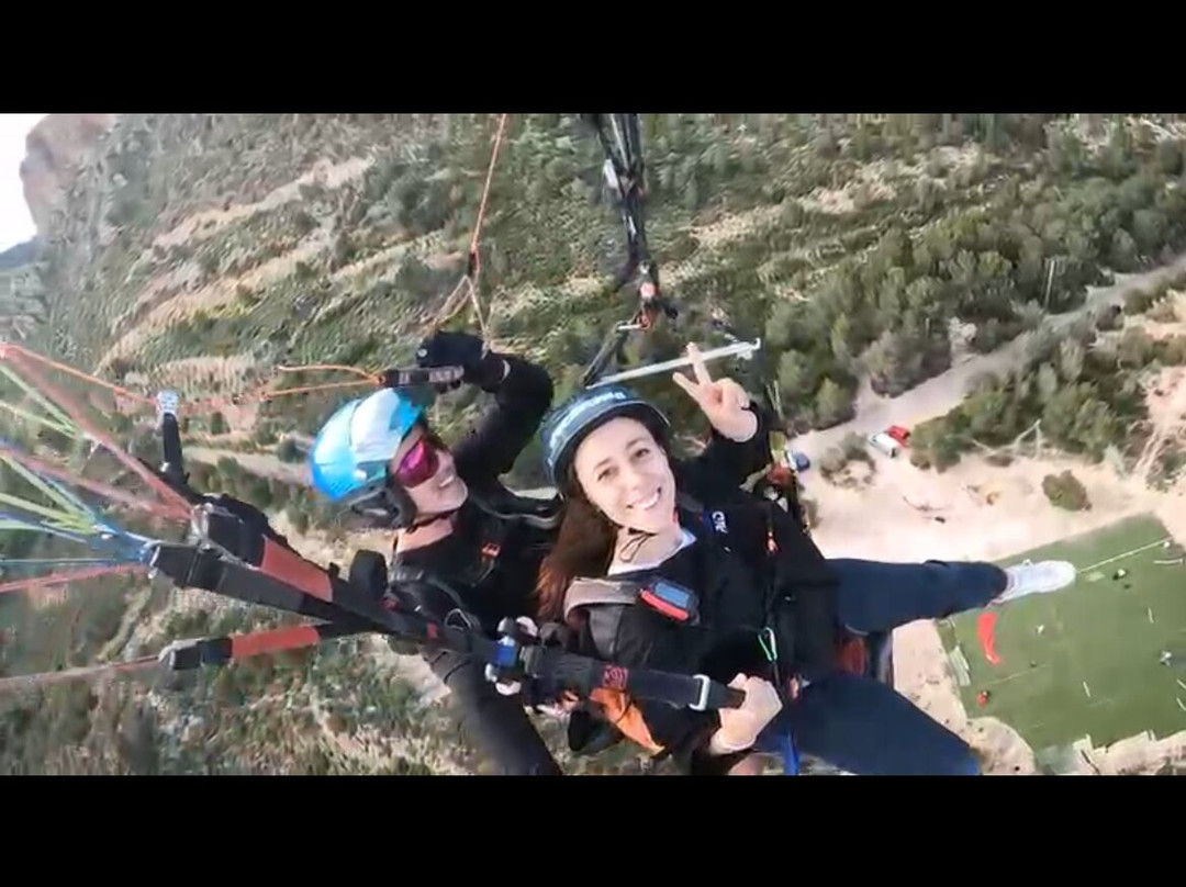 Paragliding Santa Pola-圣波拉必去景点