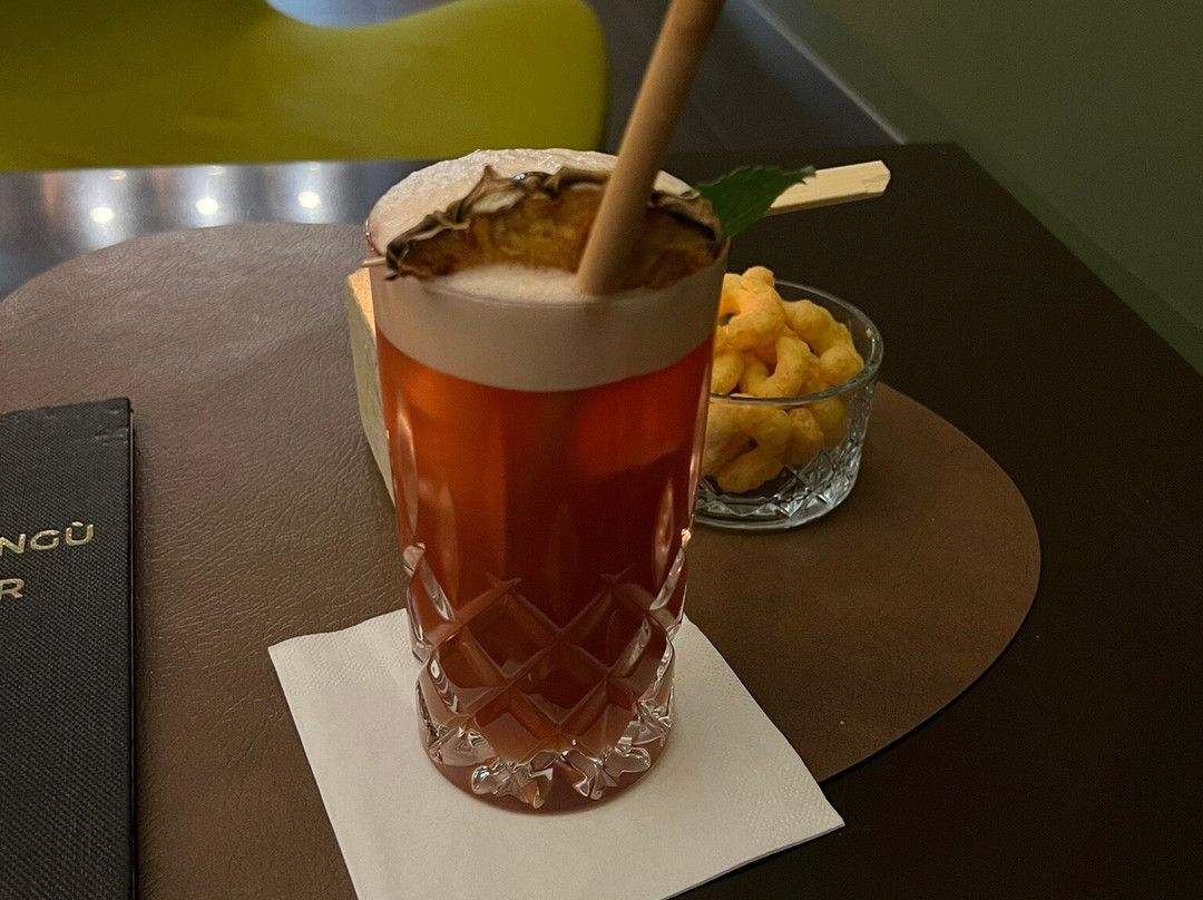 艾博瑞斯登兹温泉酒店主图