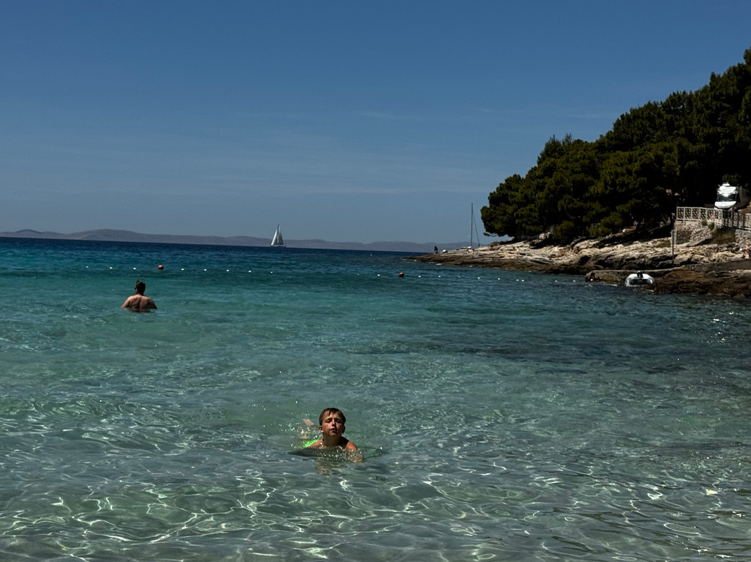 Beach Slanica-Murter必去景点