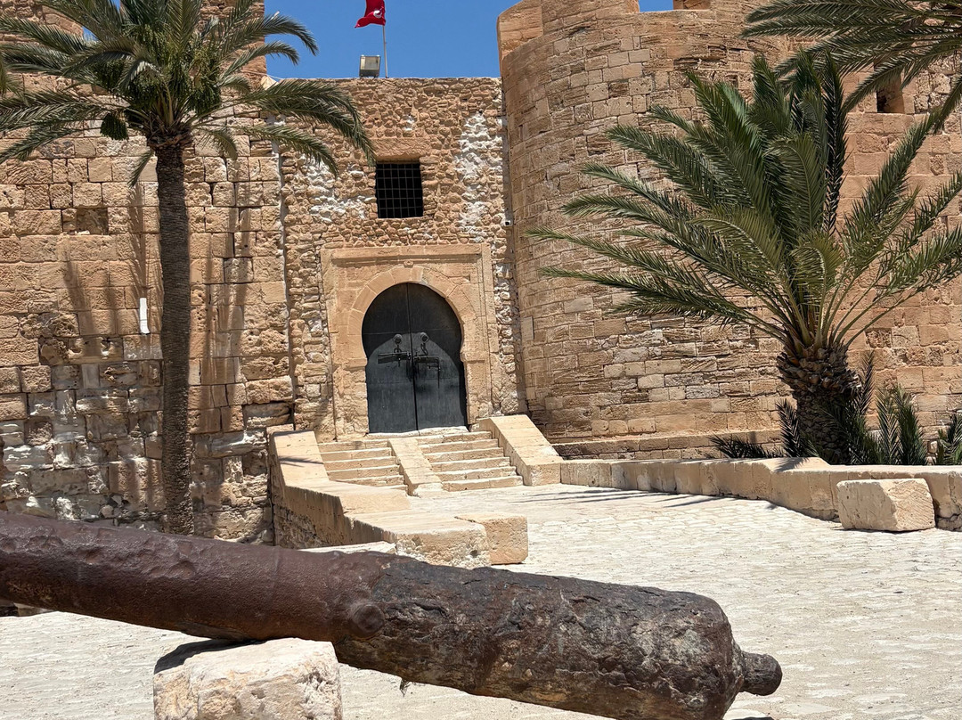 Fort Ghazi Mustapha-Houmt Souk必去景点