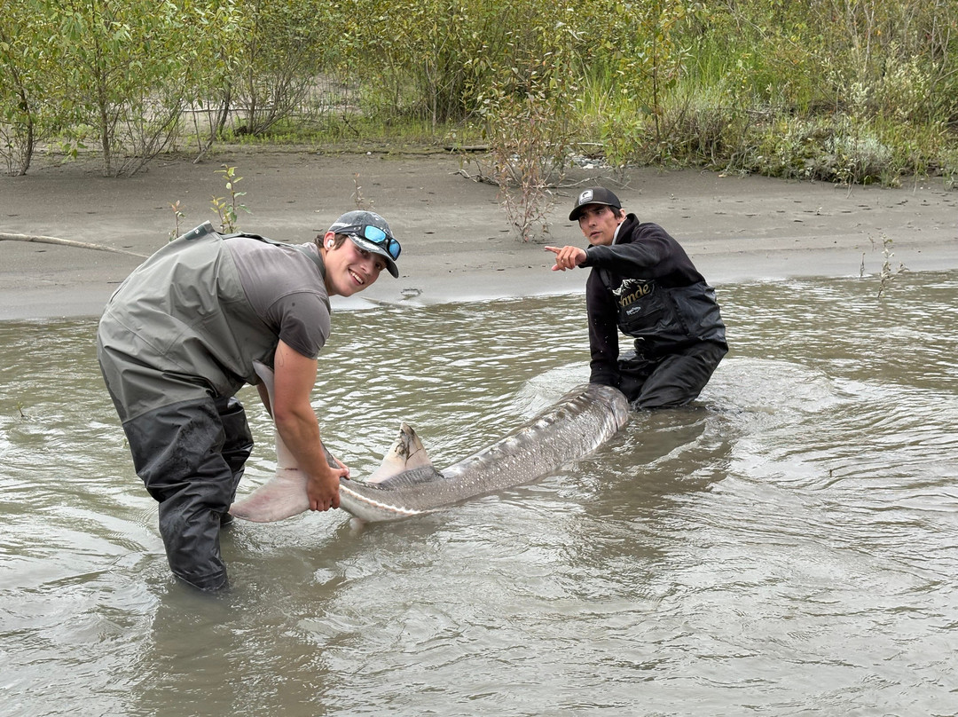Bluewater Rockies Sportfish Guiding Co.-奇利瓦克必去景点