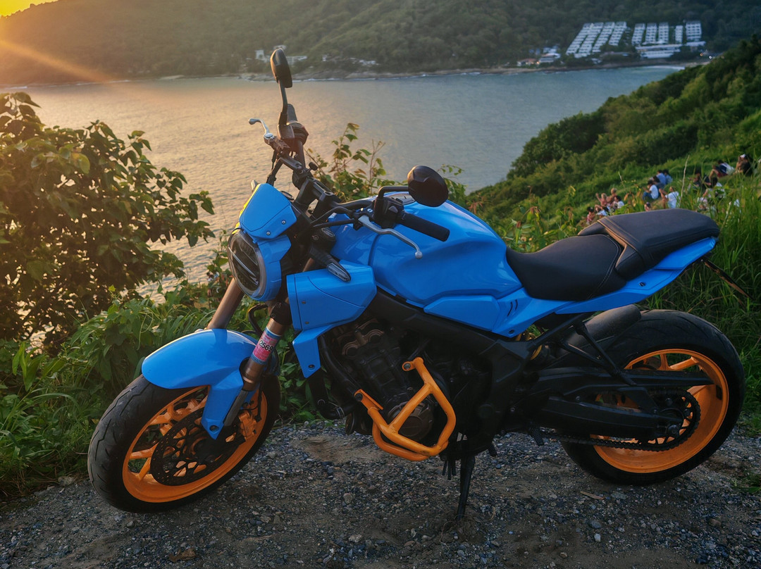 Customgarage-普吉镇必去景点